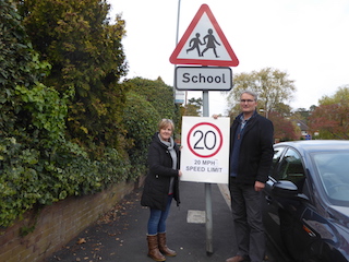 'Drivers need reminding' of speed limit by school